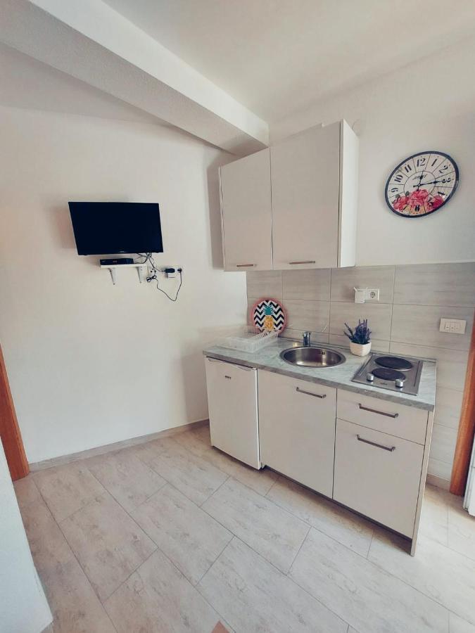 Apartmani Butigan-Tiha Luka Neum Eksteriør billede