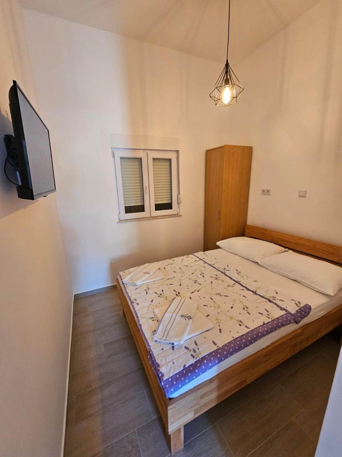 Apartmani Butigan-Tiha Luka Neum Eksteriør billede