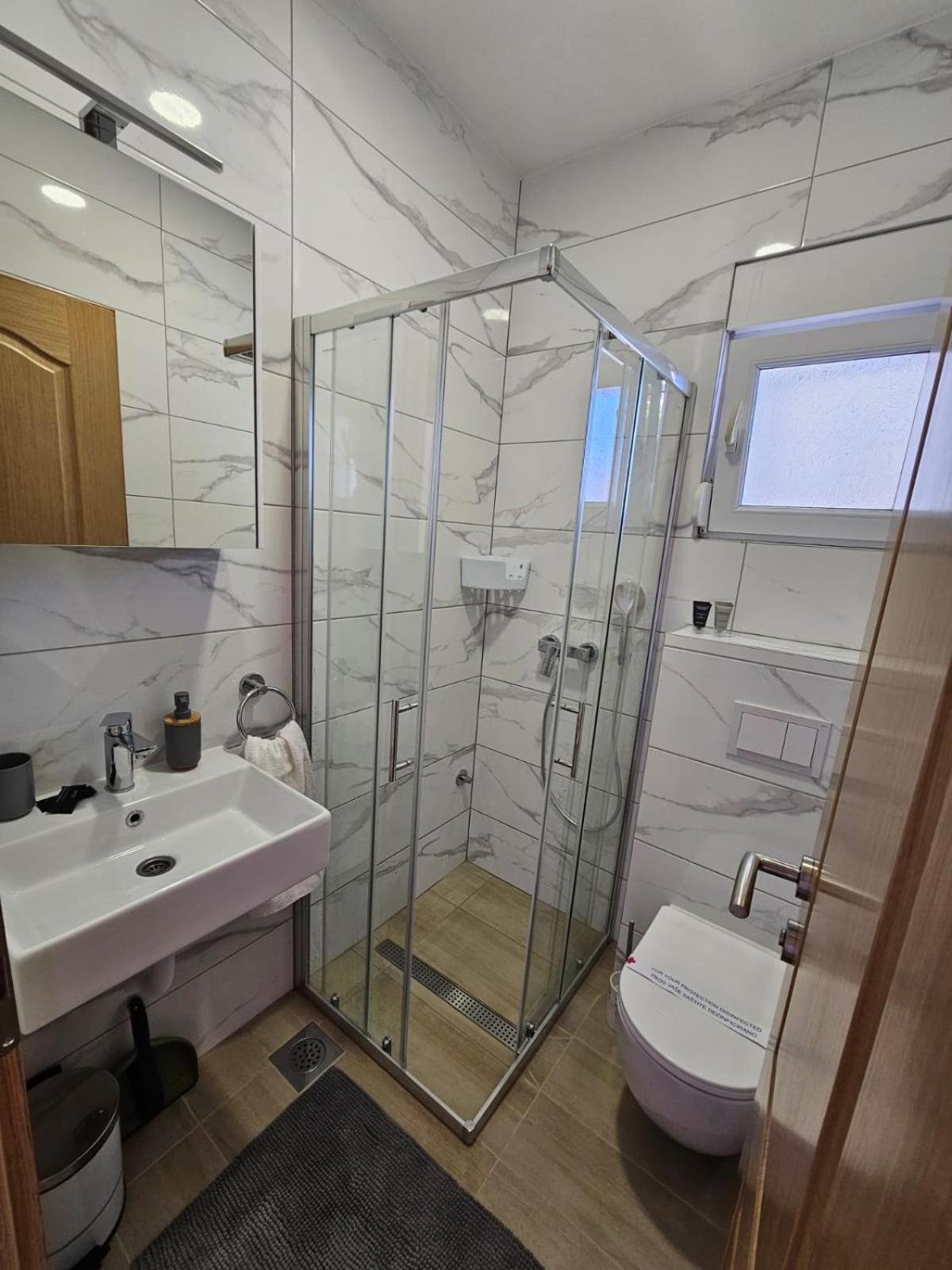 Apartmani Butigan-Tiha Luka Neum Eksteriør billede